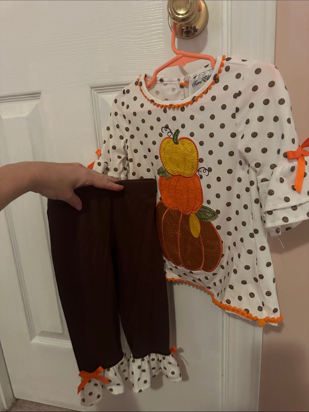 Rare Editions Brown & White Pumpkin Stack Halloween Outfit